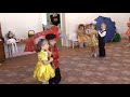 Танец с зонтиками 