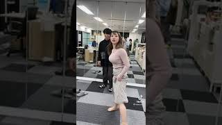 爆乳ニット美女