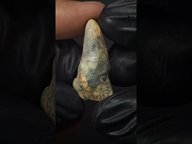 حجر عقيق داؤدي خام