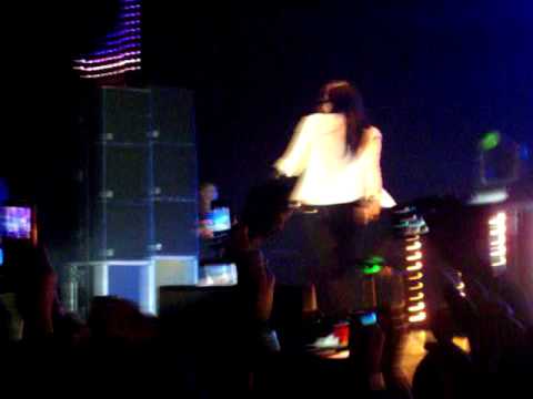 nessbeal, big ali et zahouania - reggeaton party au concert raï'n'b fever