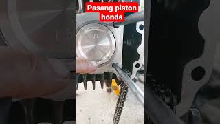 Download lagu piston Revo absolute mp3