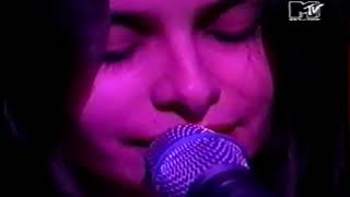 Mazzy Star -  LIve MTV In Studio 1994 Most Wanted &quot;Bells Ring&quot; (I)