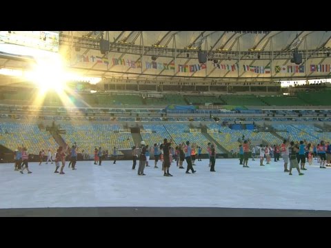 Os bastidores do show que será visto por 3 bilhões de pessoas