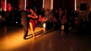 Alessandra Rizzotti Esteban Moreno Milano Galleria Meravigli 11-12-09 003.avi