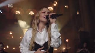 Rita Ora performs &quot;Anywhere&quot; at the Sydney State Theatre