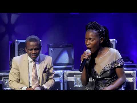 UNREHEARSED WORSHIP 1 with Minister Ellard Cherayi and Sharon Manyonganise Cherayi (Cover Songs)