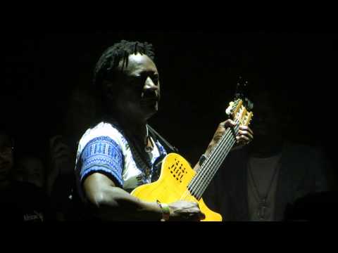 Habib Koite in Israel 10/3/15 (Sirata-acoustic)