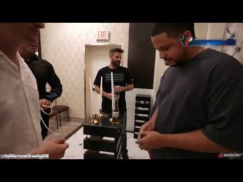 Nick makes a business deal at Knut's wedding