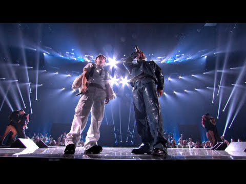 Xavi, Manuel Turizo - “En Privado” (Live) | Premio Lo Nuestro Performance 2025