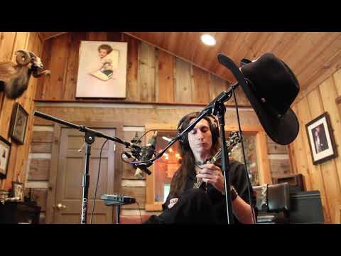 download lagu mp3 mp4 Justin Johnson Cd, download lagu Justin Johnson Cd gratis, unduh video klip Justin Johnson Cd