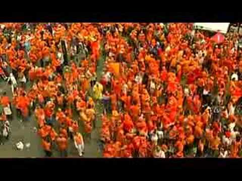 download lagu mp3 mp4 Oranje Supporters, download lagu Oranje Supporters gratis, unduh video klip Oranje Supporters