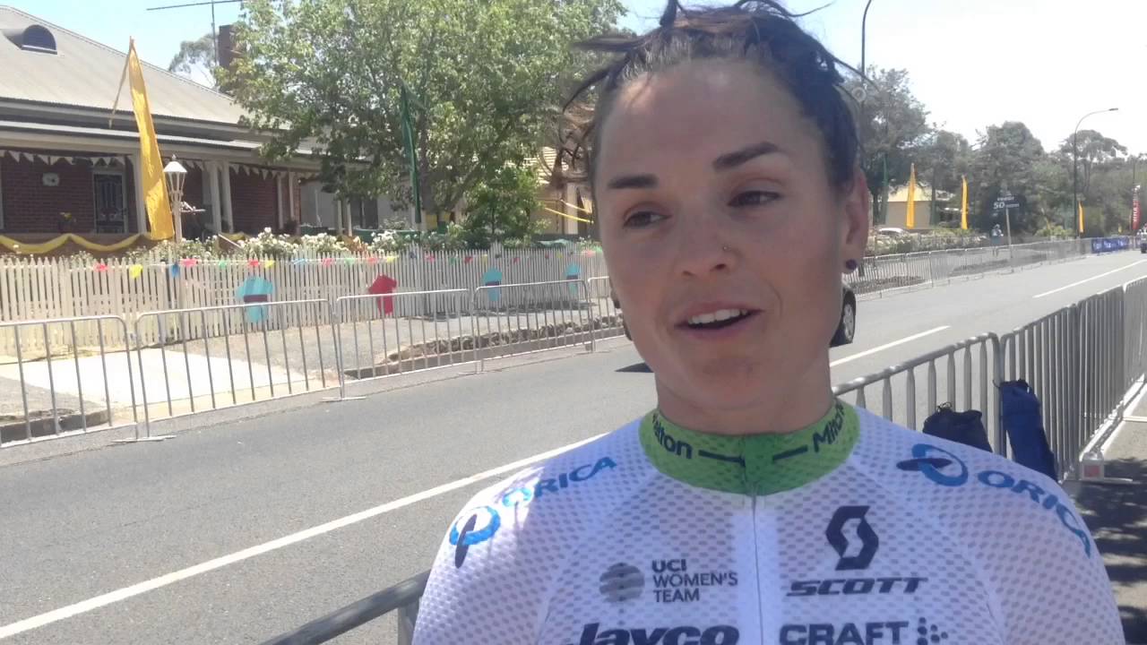 Women's Tour Down Under: Stage 3 Lizzie Williams Win - YouTube