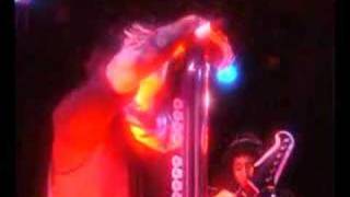 Butch Walker - Too Famous To Get Fully Dressed