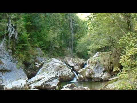 Cascada sub Izbucul Tauz