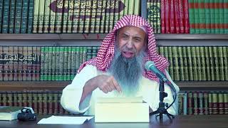 صورة إذا لم يأتِ أحد إلى المسجد في صلاة، هل يصلي الإمام في المسجد وحده أم يصلي بالبيت وأيهما أفضل؟