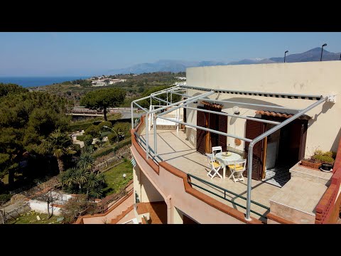 Prodej bytu 3+kk s luxusní terasou, město Scalea, Itálie | www.bydlenicko.tv