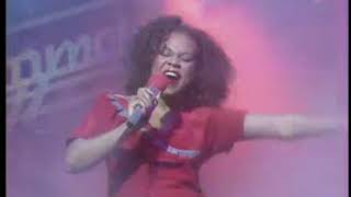 Deniece Williams   Let&#39;s Hear It for the Boy on razzmatazz