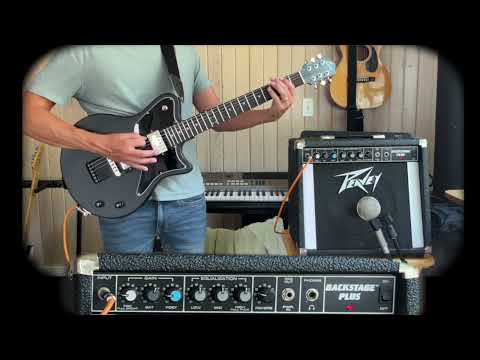 1 Minute with a 1985 Peavey Backstage Plus