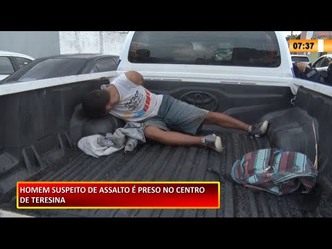 Homem suspeito de praticar assaltos no Centro de Teresina é agredido por populares 15 02 2021
