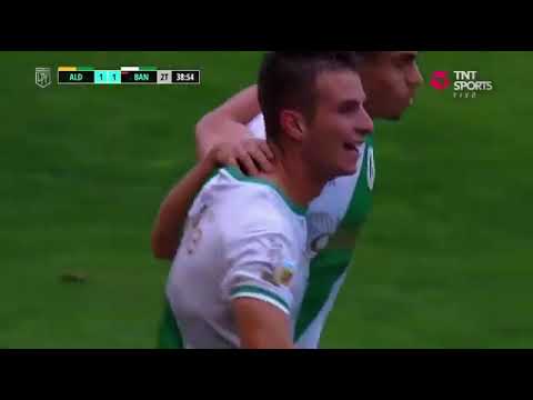 Golazo de chilena de Giuliano Galoppo. El volante de Banfield, en la mira de Europa y la Selección.