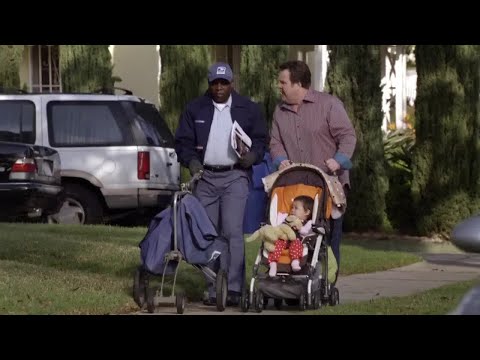 Modern Family 1x19 - Cam eavesdrops over a baby monitor