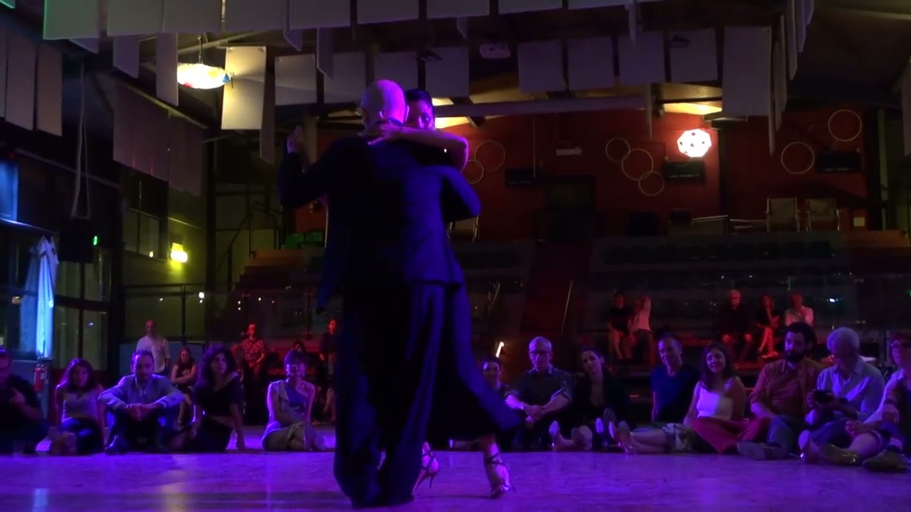 Video thumbnail for Ella es Asi - Yailet Suarez y Alberto Colombo a Torino