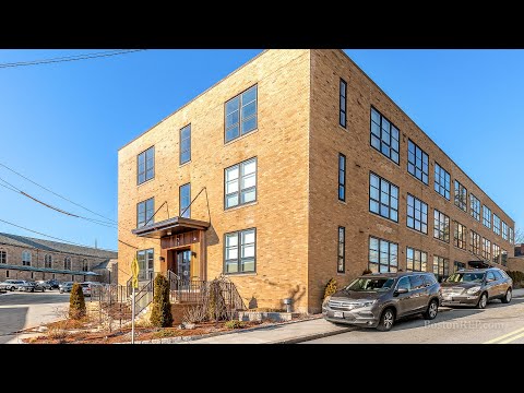 1 St Clare Rd, Unit 12, Medford MA - Alex Genovese - Tel 781-720-8236