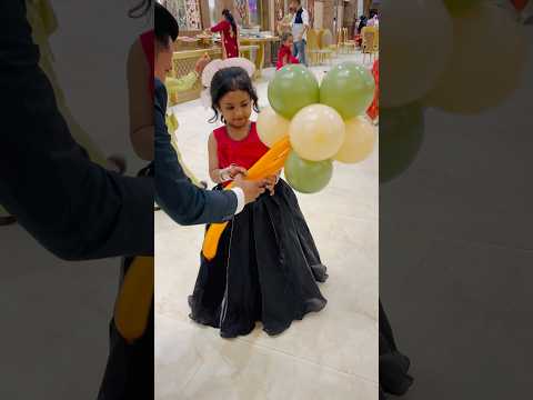 Advika ke liye balloon kon laaya 🎈#shorts