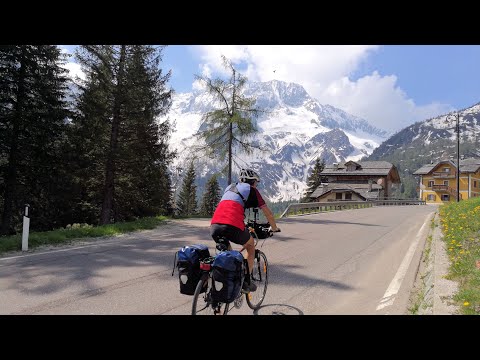From the Adamello glaciers to the Adriatic Sea up to Venice, cycling along the Oglio and the Po.