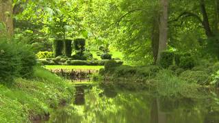 preview picture of video 'Normandy : park and gardens of Château de Vendeuvre (Calvados)'