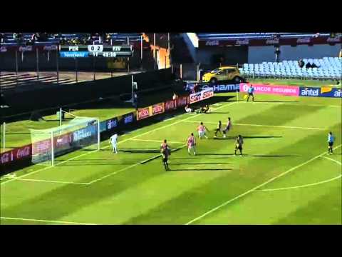 Peñarol 2-4 River Plate HD Resúmen completo con goles ||Uruguay|| [8.17.2013]