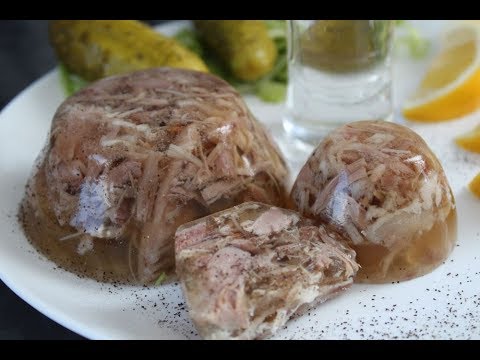 Cold pork trotters aspic without gelatin