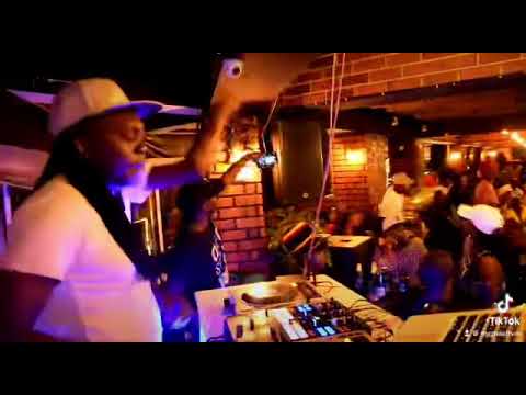 DEEJAY PATIZ | DJ NYC & MC MASILVER Live At Chillis Nakuru