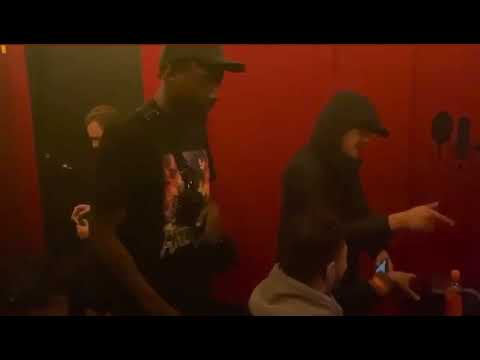 Lil Kleine ft. Dopebwoy (prod. by Monsif) - Vlieg je over (GELEKT)