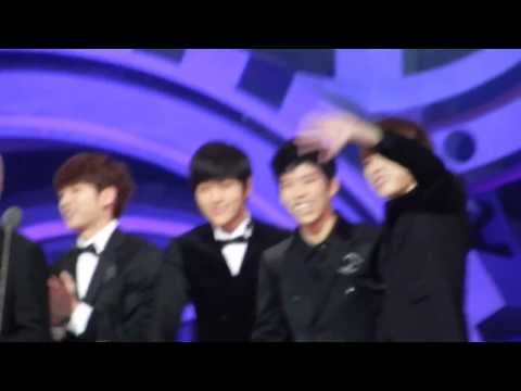 131122 2013 MAMA in Hong Kong - Infinite Talking Part