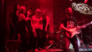 Sadie Campbell and Friends performing Live Young at The Roxy Launch Project