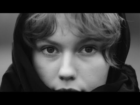 Haju / Złote Twarze - Bliskie daleko (Official Video)