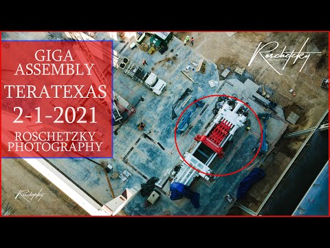 GIGA ASSEMBLY TESLA DRONE TERATEXAS GIGATEXAS 4680 CYBERTRUCK - 2-1-2021 - Roschetzky Photography