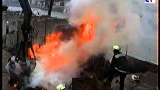 preview picture of video 'Feuerwehr Stuttgart: First due trash fire / brennende Kabelabfälle, 1991.'
