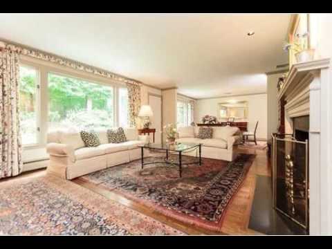 30 Corwood Dr, Weston, MA - Listed by Amy Mizner, Sheryl Simon