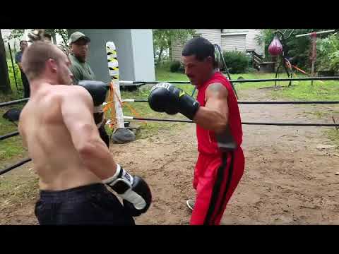 STREETBEEFS EL DIABLO VS BABY THOR BOXING