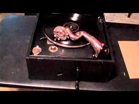 1927 Columbia Viva-Tonal model 160 fully restored. Playing Low Down rhythym, by the High Hatters