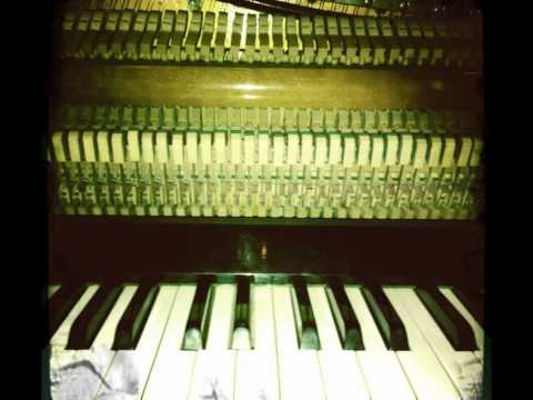 Deep Dark Robot - Lola