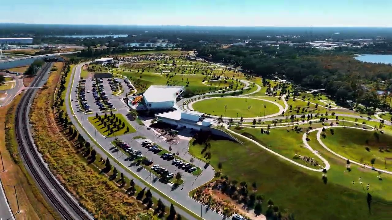 Bonnet Springs Park, Lakeland — built on the old railyard