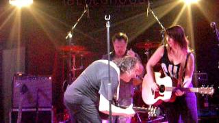 Rustless" Falling from the moon "