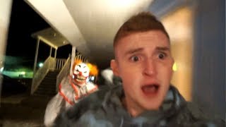 I Got Chased By A CLOWN At The CLOWN MOTEL.. (SO SCARY)