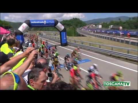 2017-05-18 FIRENZE - GIRO_ LA CORSA ROSA PERCORRE AUTOSTRADA A1