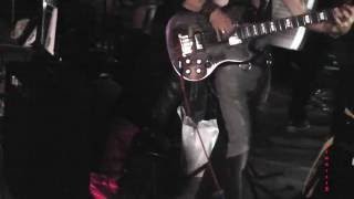 Rockin&#39;1000 Francesco Zanella Live at Cesena Stadium -Come Together- (Bass-Oriented Cam) 24-07-2016