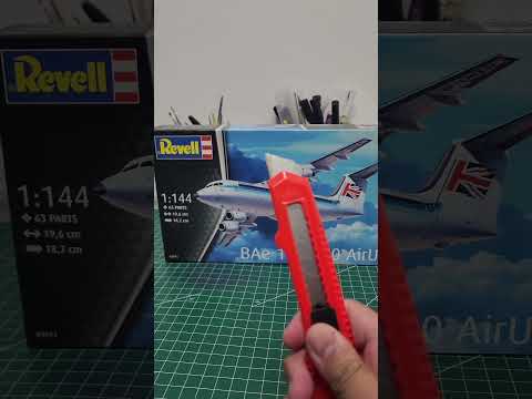 TGIF!! Here's Revells rendition of the BAe 146-200 AirUK!#modelplane #modelkit #revell #hobby