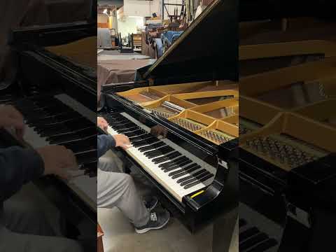 Yamaha G5 Grand Piano 6'6" Ebony Polish Excellent Condition image 12